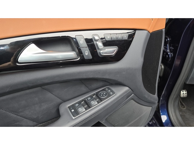 Mercedes-Benz CLS 400 AMG LINE * ОБДУХ * 360 * ЛЮК - автомобили, коли, обяви за нови и употребявани 10