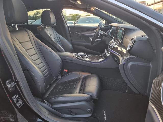Mercedes-Benz CLS 400 * 4 Matic * AMG * CARBON * INDIVIDUAL /* 360 - автомобили, коли, обяви за нови и употребявани 11