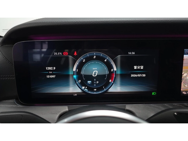 Mercedes-Benz CLS 400 - автомобили, коли, обяви за нови и употребявани 6