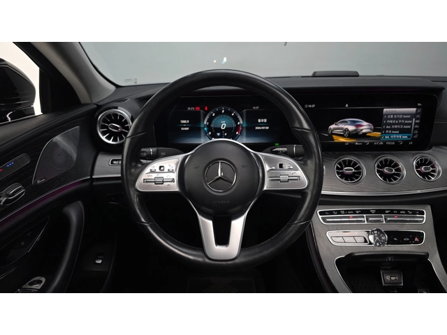 Mercedes-Benz CLS 400 - автомобили, коли, обяви за нови и употребявани 9