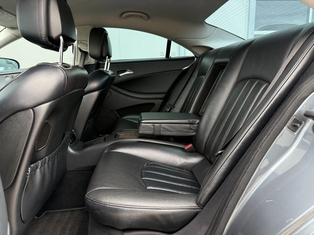 Mercedes-Benz CLS 500 280 - автомобили, коли, обяви за нови и употребявани 11