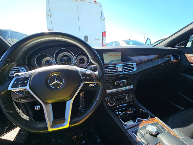 Mercedes-Benz CLS 55 AMG TOP - автомобили, коли, обяви за нови и употребявани 12