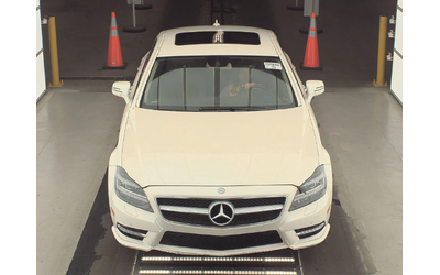 mercedes-benz-cls-550 - 1