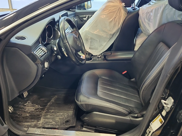 Mercedes-Benz CLS 550 - автомобили, коли, обяви за нови и употребявани 4