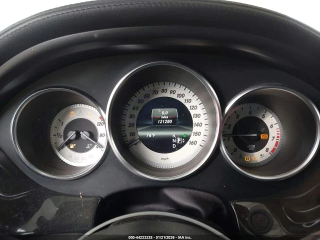 Mercedes-Benz CLS 550 - автомобили, коли, обяви за нови и употребявани 12