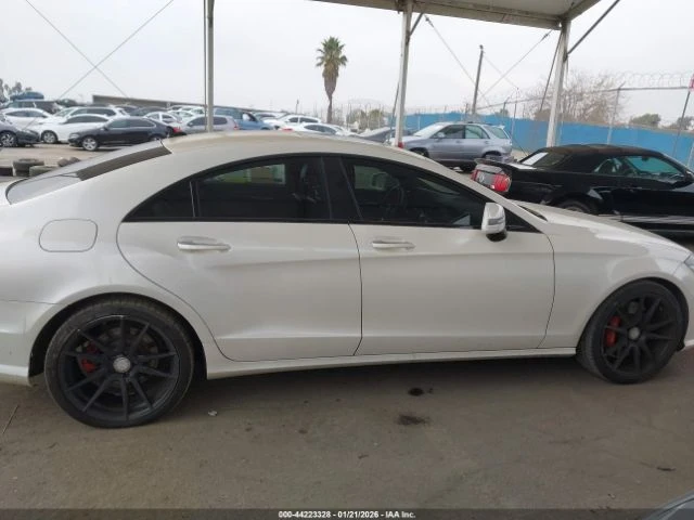 Mercedes-Benz CLS 550 - автомобили, коли, обяви за нови и употребявани 8