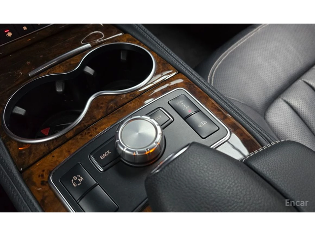 Mercedes-Benz CLS 550 AMG PACK* HARMAN KARDON* ГЕНЕРАЦИЯ* ОБДУХВАНЕ* - автомобили, коли, обяви за нови и употребявани 13