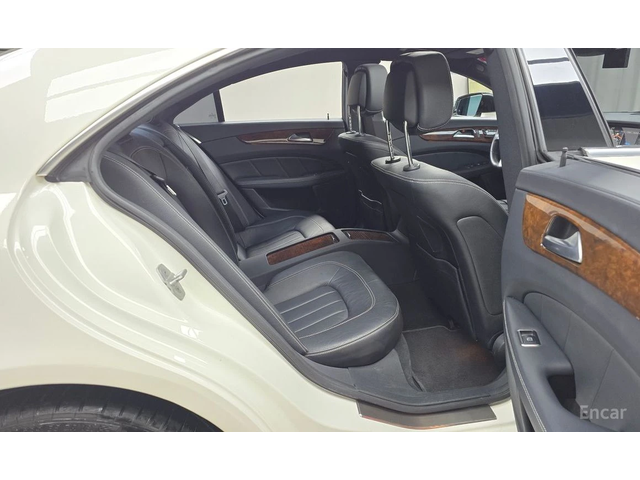 Mercedes-Benz CLS 550 AMG PACK* HARMAN KARDON* ГЕНЕРАЦИЯ* ОБДУХВАНЕ* - автомобили, коли, обяви за нови и употребявани 14