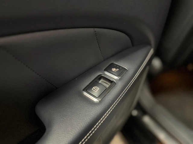 Mercedes-Benz CLS 550 4MATIC* AMG* Подгрев* Обдухване* Кейлес* Blind Spo - автомобили, коли, обяви за нови и употребявани 14