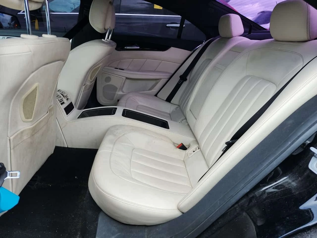 Mercedes-Benz CLS 550 АМГ ПАКЕТ/CARFAX/ ПОДГРЕВ/ОБДУХ/ПАНОРАМА - автомобили, коли, обяви за нови и употребявани 9