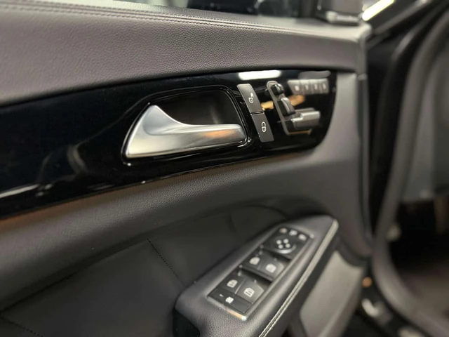 Mercedes-Benz CL MASSAGE SEATS/PIANO BLACK TRIM/20 INCH OEM - автомобили, коли, обяви за нови и употребявани 11