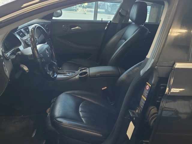 Mercedes-Benz CLS 550 ОБДУХВАНЕ * AIRMATIC * ШИБЕДАХ * CARFAX * - автомобили, коли, обяви за нови и употребявани 4
