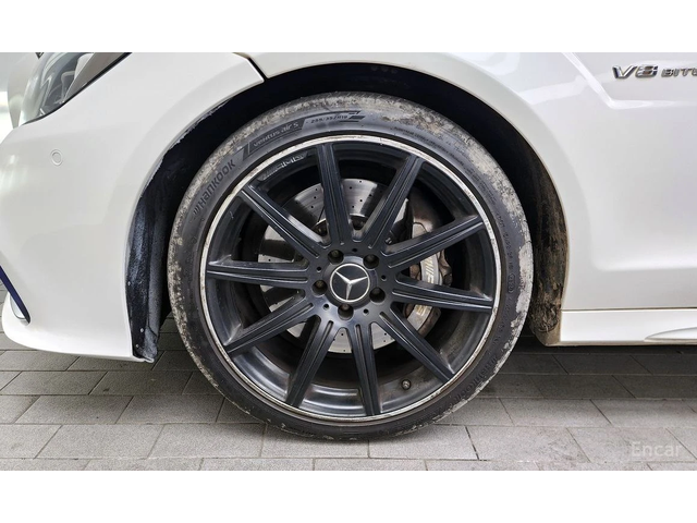 Mercedes-Benz CLS 63 AMG 4MATIC* HARMAN/KARDON* 360 CAM* DISTRONIC* ОБДУХ - автомобили, коли, обяви за нови и употребявани 4