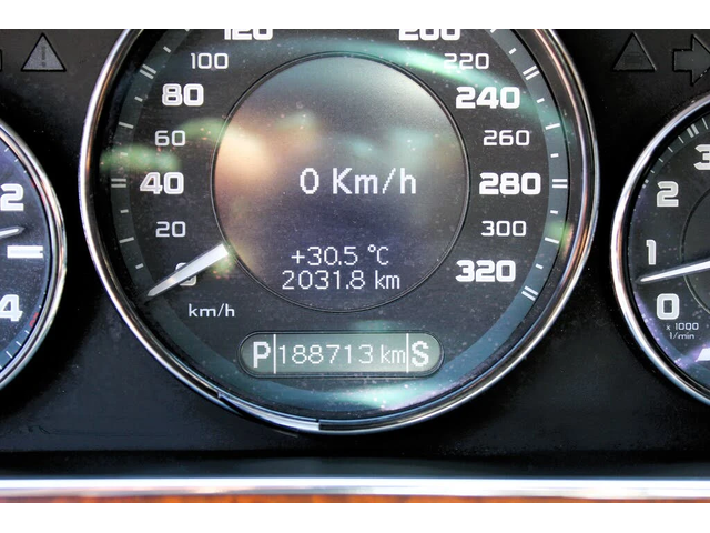 Mercedes-Benz CLS 63 AMG 6.3 V8* HARMAN/KARDON* ШИБИДАХ* ПОДГРЕВ* ОБДУХВАНЕ - автомобили, коли, обяви за нови и употребявани 9