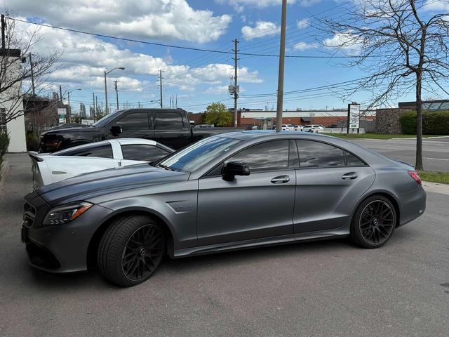 Mercedes-Benz CLS 63 AMG S * ОБДУХВАНЕ * H/K * KEYLESS * CARFAX - автомобили, коли, обяви за нови и употребявани 1