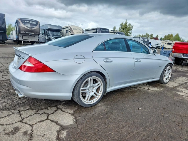 Mercedes-Benz CLS 63 AMG 6.3 AMG - автомобили, коли, обяви за нови и употребявани 7