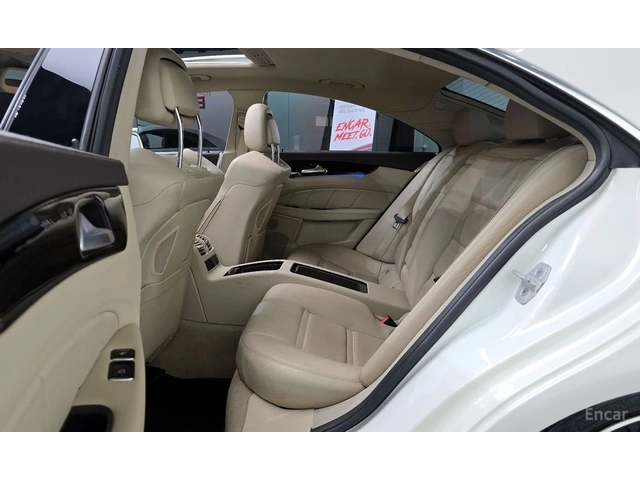 Mercedes-Benz CLS 63 AMG S* 4MATIC* HARMON* KARDON* ОБДУХВАНЕ* ДИСТРОНИК* М - автомобили, коли, обяви за нови и употребявани 13