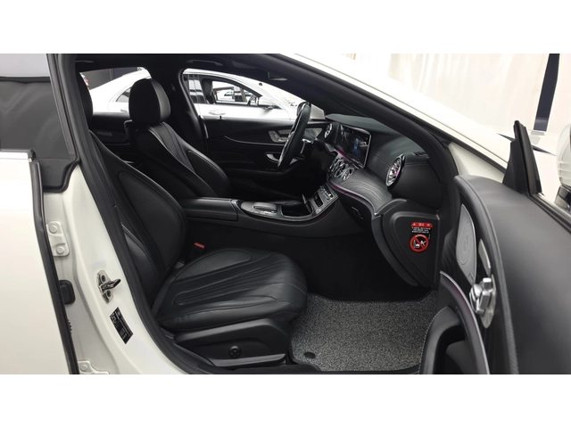 Mercedes-Benz CLS CLS 300 d 4MATIC| HUD| 360  камера| Адаптив. круиз - автомобили, коли, обяви за нови и употребявани 8