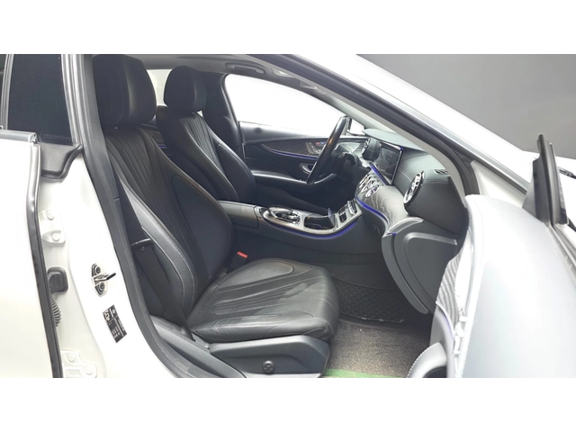 Mercedes-Benz CLS CLS 400 d 4MATIC| HUD| 360  камера| Адаптив. круиз - автомобили, коли, обяви за нови и употребявани 8