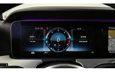 Mercedes-Benz CLS CLS400d 4MATIC | AMG визия | HUD | 360  камера - автомобили, коли, обяви за нови и употребявани 6