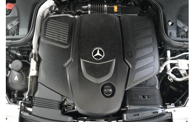 Mercedes-Benz CLS CLS 400d 4Matic AMG Line Night Package - автомобили, коли, обяви за нови и употребявани 16