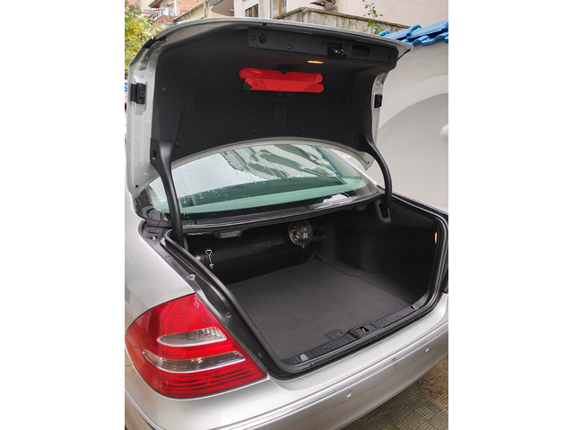 Mercedes-Benz E 200, 2004 г., 280000 км, 120 к.с. - автомобили, коли, обяви за нови и употребявани 8