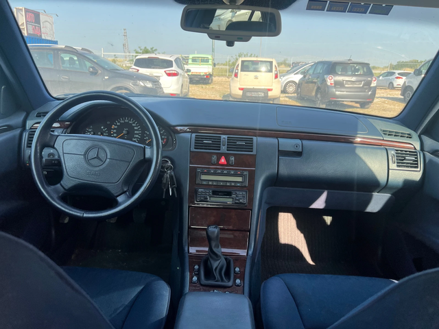 Mercedes-Benz E 200 E 200 ELEGANCE - автомобили, коли, обяви за нови и употребявани 14