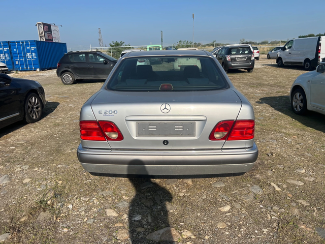 Mercedes-Benz E 200 E 200 ELEGANCE - автомобили, коли, обяви за нови и употребявани 5