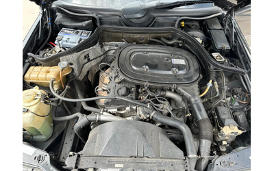 Mercedes-Benz E 200 - автомобили, коли, обяви за нови и употребявани 14