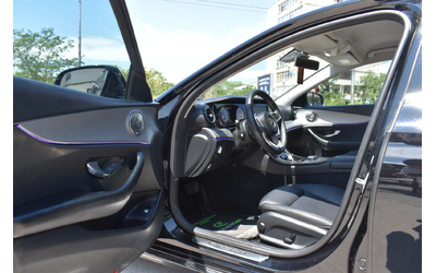 Mercedes-Benz E 200 - автомобили, коли, обяви за нови и употребявани 7