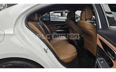 Mercedes-Benz E 200 - автомобили, коли, обяви за нови и употребявани 15