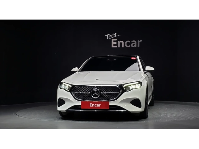 Mercedes-Benz E 200 - автомобили, коли, обяви за нови и употребявани 2