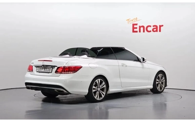 mercedes-benz-e-200 - 1