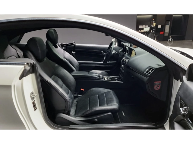 Mercedes-Benz E 200 Coupe - автомобили, коли, обяви за нови и употребявани 9