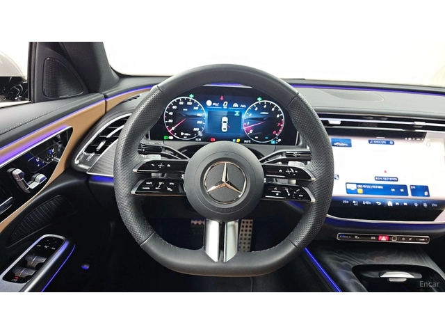 Mercedes-Benz E 200 AMG* ПОДГРЕВ* ОБДУХВАНЕ* ПАНО* 360* HEAD-UP* - автомобили, коли, обяви за нови и употребявани 9