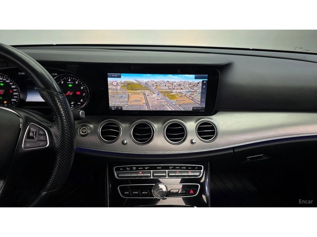 Mercedes-Benz E 200 Avangarde* КОЖА* НАВИ* ПАНО - автомобили, коли, обяви за нови и употребявани 11