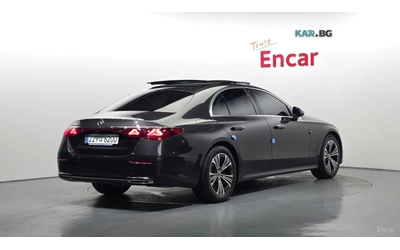 mercedes-benz-e-200 - 1