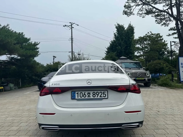 Mercedes-Benz E 200 AVANTGARDE | LIMITED - автомобили, коли, обяви за нови и употребявани 5