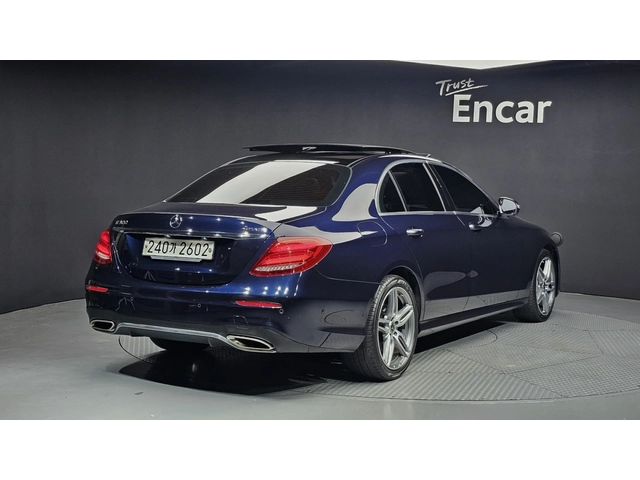 Mercedes-Benz E 200 4MATIC AMG Line | HUD | 360  | Ventilated Seats - автомобили, коли, обяви за нови и употребявани 1