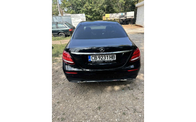 mercedes-benz-e-220 - 2