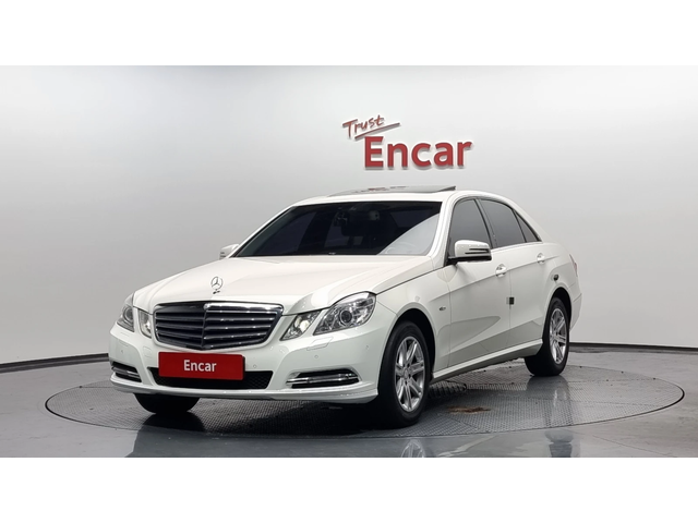 Mercedes-Benz E 220 E-Class W212 E200 CGI - автомобили, коли, обяви за нови и употребявани 0