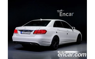 mercedes-benz-e-220 - 1