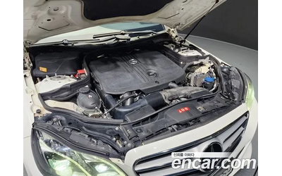 mercedes-benz-e-220 - 5