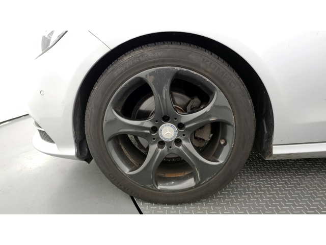 Mercedes-Benz E 220 E-Class W212 E220 CDI Avantgarde - автомобили, коли, обяви за нови и употребявани 4