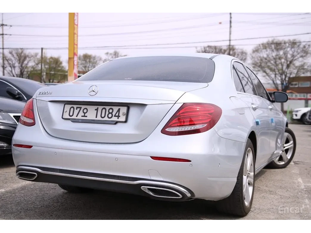 Mercedes-Benz E 220 E Class W213 E220D Avantgarde - автомобили, коли, обяви за нови и употребявани 2