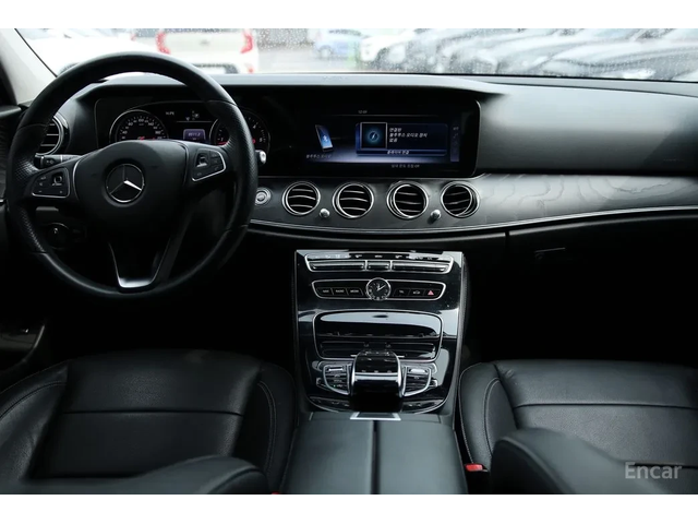 Mercedes-Benz E 220 E Class W213 E220D Avantgarde - автомобили, коли, обяви за нови и употребявани 6