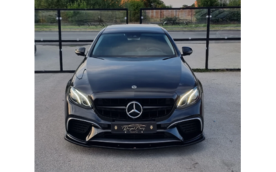 mercedes-benz-e-220 - 1