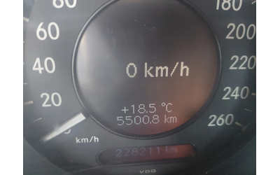 Mercedes-Benz E 220 CDI 150ps 6ck OM646 - автомобили, коли, обяви за нови и употребявани 9