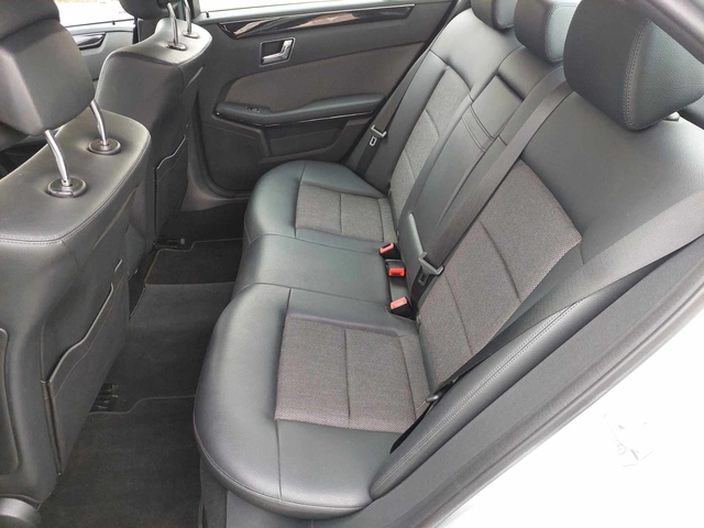 Mercedes-Benz E 220 CDI UNIKAT!!!! - автомобили, коли, обяви за нови и употребявани 7