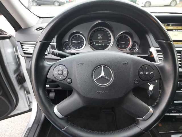 Mercedes-Benz E 220 CDI UNIKAT!!!! - автомобили, коли, обяви за нови и употребявани 8